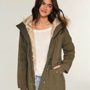 Hollister Black Faux Fur Lined Parka